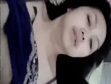 Gadis Cantik Pasrah Goyang Kasur Pacar Hot