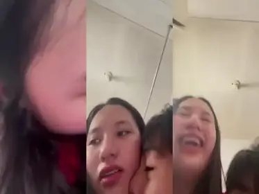 Gadis Cantik Pasrah Goyang Kasur Toilet